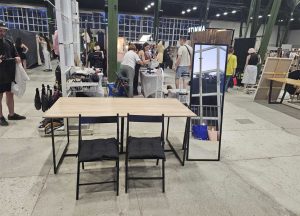 Аренда Стул Fold Black с подушкой